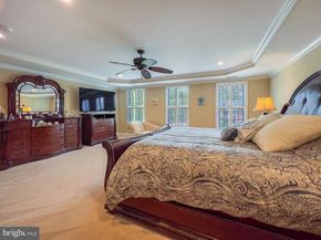35 Elfreths Court, Newtown PA 18940