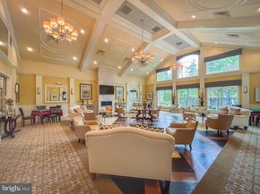 35 Elfreths Court, Newtown PA 18940