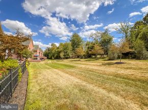 35 Elfreths Court, Newtown PA 18940