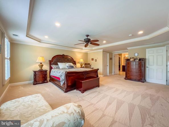 35 Elfreths Court, Newtown PA 18940