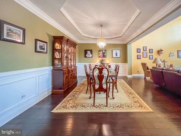 35 Elfreths Court, Newtown PA 18940