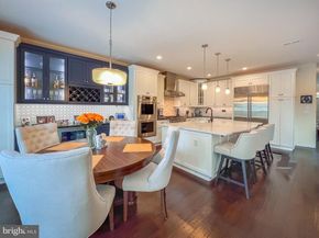 35 Elfreths Court, Newtown PA 18940
