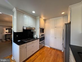40 Old Lancaster Road 215, Merion Station PA 19066