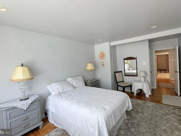 40 Old Lancaster Road 215, Merion Station PA 19066