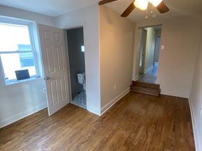 1830 Poplar Street, Philadelphia PA 19130