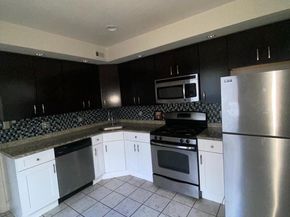 1830 Poplar Street, Philadelphia PA 19130