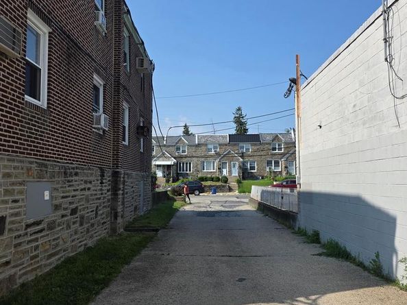 2711 Unruh Avenue, Philadelphia PA 19149