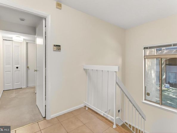 1681 S Hayes Street 1, Arlington VA 22202