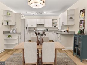 1681 S Hayes Street 1, Arlington VA 22202