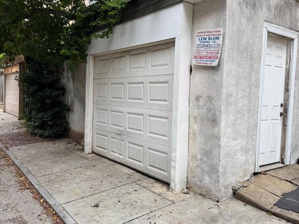 1238 Waverly Street, Philadelphia PA 19147