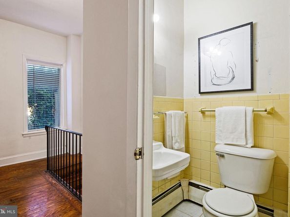 1238 Waverly Street, Philadelphia PA 19147