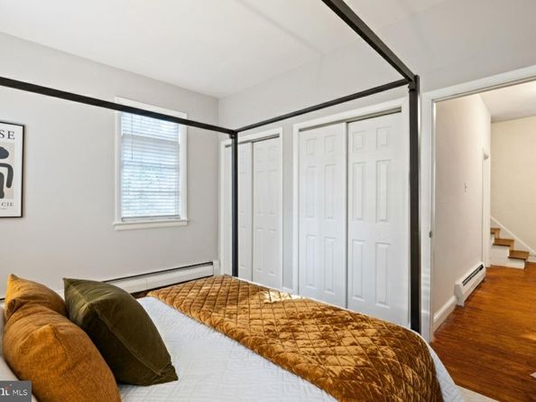 1238 Waverly Street, Philadelphia PA 19147