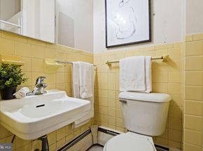 1238 Waverly Street, Philadelphia PA 19147