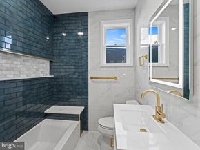 934 Snyder Avenue, Philadelphia PA 19148