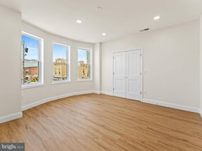 934 Snyder Avenue, Philadelphia PA 19148