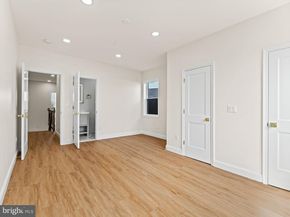 934 Snyder Avenue, Philadelphia PA 19148