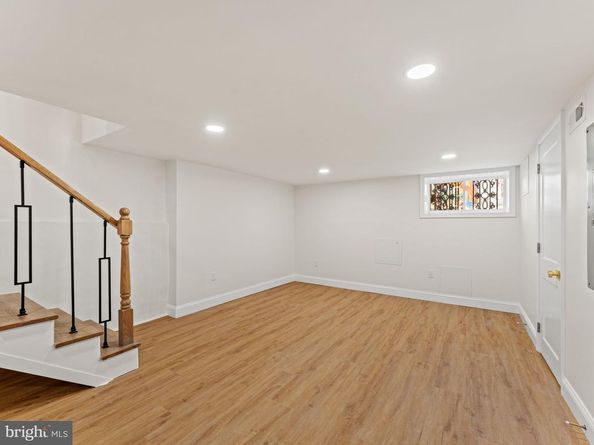 934 Snyder Avenue, Philadelphia PA 19148