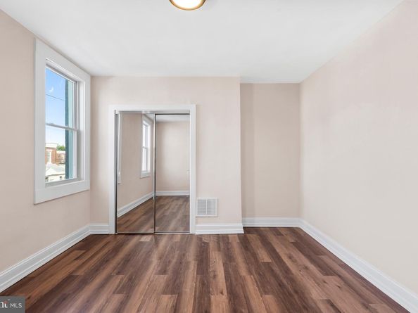 2113 S Simpson Street, Philadelphia PA 19142