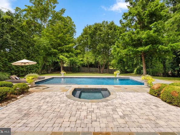 930 Douglass Drive, Mclean VA 22101