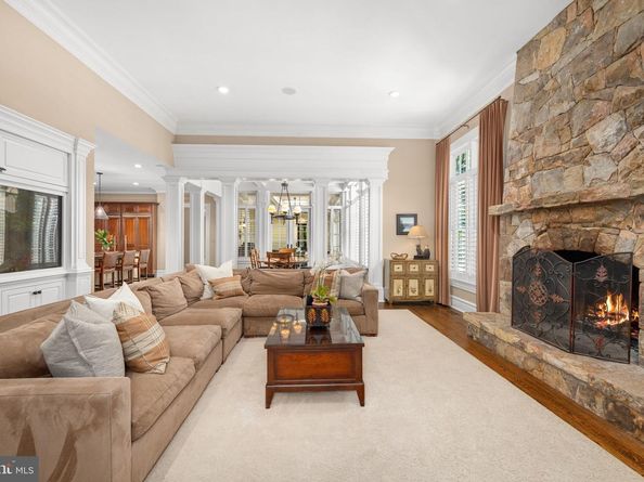 930 Douglass Drive, Mclean VA 22101