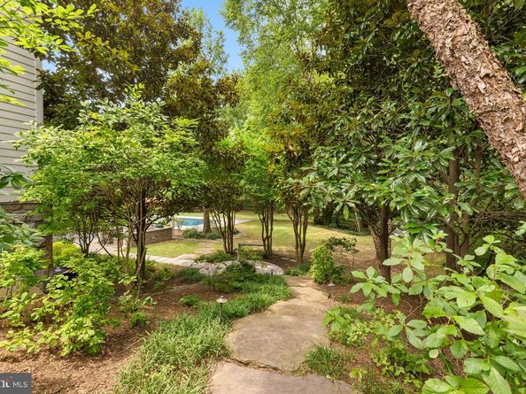 930 Douglass Drive, Mclean VA 22101