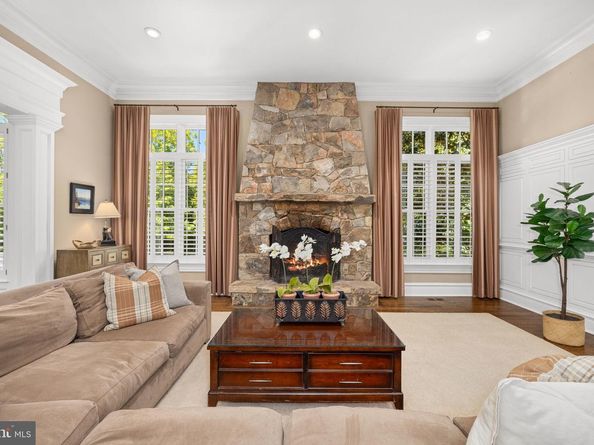 930 Douglass Drive, Mclean VA 22101