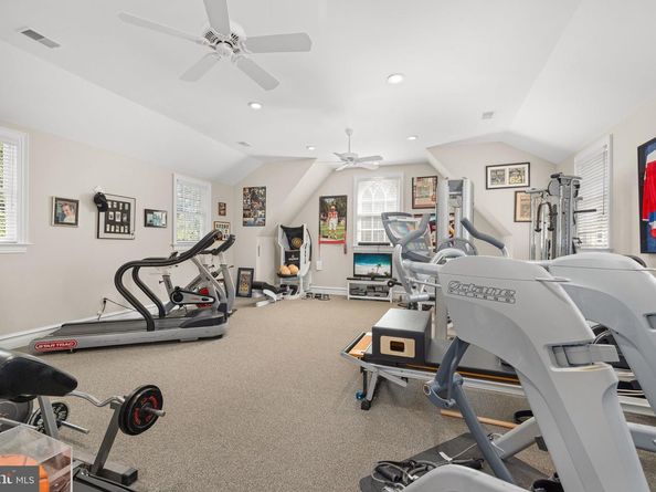 930 Douglass Drive, Mclean VA 22101