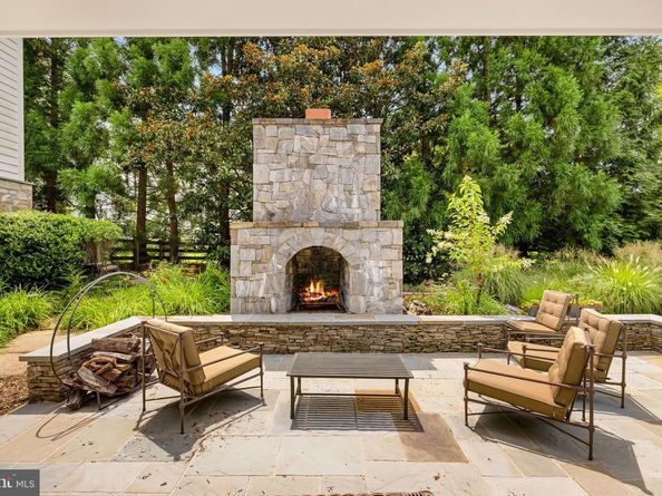 930 Douglass Drive, Mclean VA 22101
