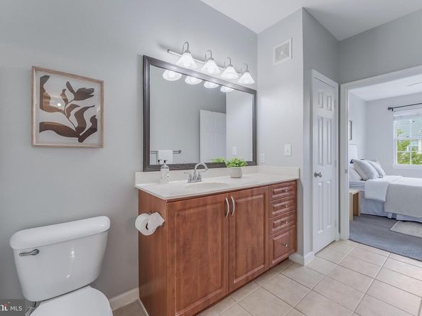 12945 Centre Park Circle 408, Herndon VA 20171