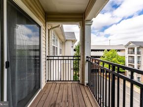 12945 Centre Park Circle 408, Herndon VA 20171
