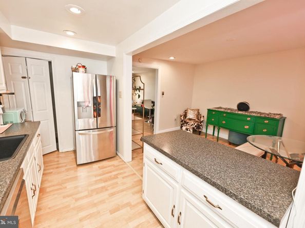 148 E Essex Avenue, Lansdowne PA 19050
