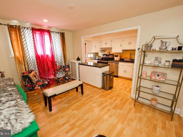 148 E Essex Avenue, Lansdowne PA 19050