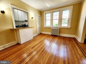 208 W Wayne Avenue, Wayne PA 19087