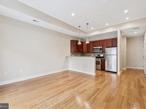 1527 Fairmount Avenue 2R, Philadelphia PA 19130
