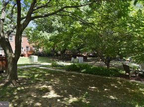 1415 S Edgewood Street 463, Arlington VA 22204