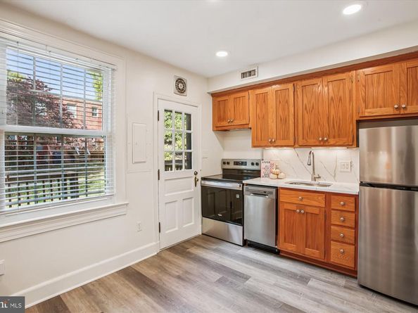 1415 S Edgewood Street 463, Arlington VA 22204