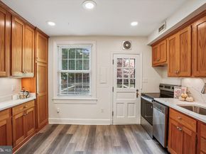 1415 S Edgewood Street 463, Arlington VA 22204