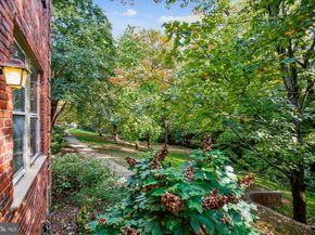 1415 S Edgewood Street 463, Arlington VA 22204