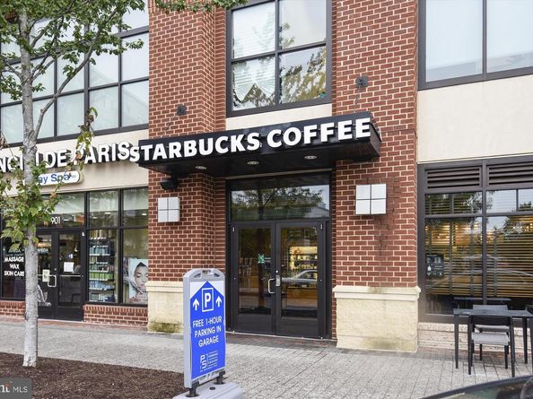 1415 S Edgewood Street 463, Arlington VA 22204