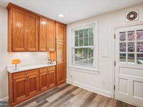 1415 S Edgewood Street 463, Arlington VA 22204