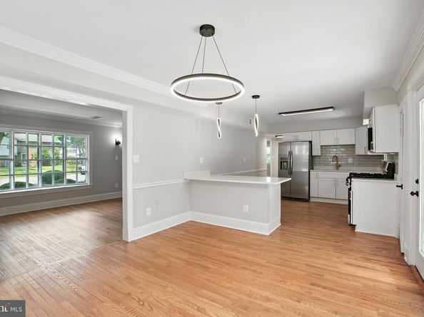 310 Missouri Avenue, Herndon VA 20170