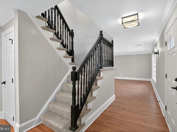 310 Missouri Avenue, Herndon VA 20170