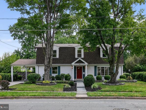310 Missouri Avenue, Herndon VA 20170
