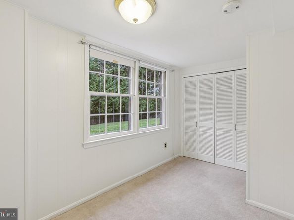 4893 35TH Road N, Arlington VA 22207