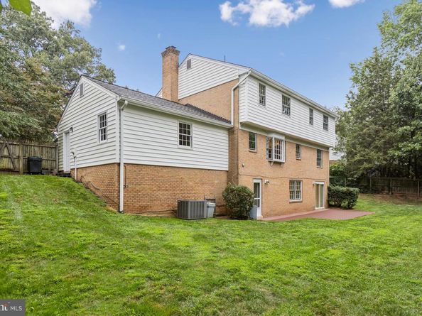 4893 35TH Road N, Arlington VA 22207