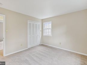 4893 35TH Road N, Arlington VA 22207