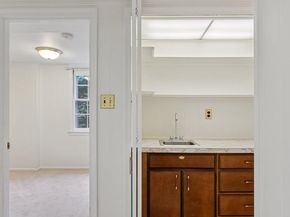4893 35TH Road N, Arlington VA 22207