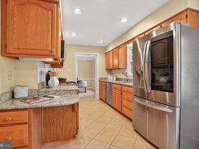 4893 35TH Road N, Arlington VA 22207