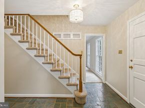 4893 35TH Road N, Arlington VA 22207