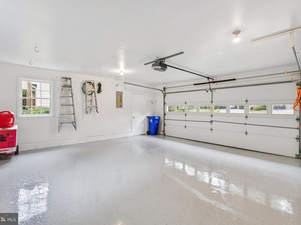 4893 35TH Road N, Arlington VA 22207